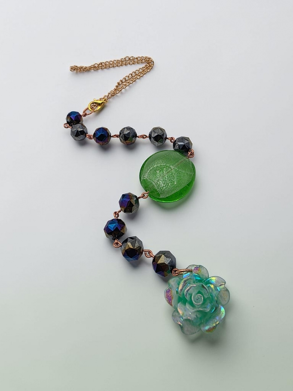 Green Glass Bead Car Charm – Iridescent Rose Rearview Mirror Accessory